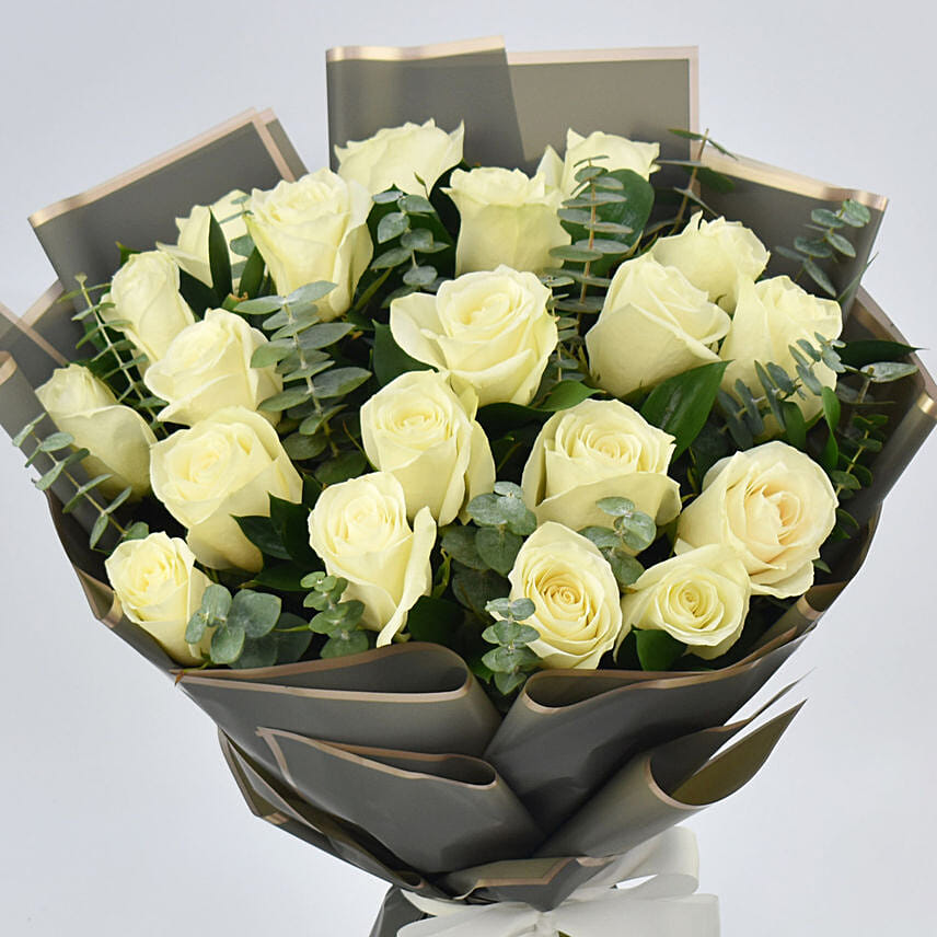 Online Serene 20 White Rose Bouquet Gift Delivery in UAE - FNP